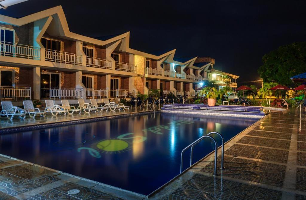 Hotel & Resort Villa Del Sol توماكو المظهر الخارجي الصورة